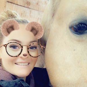 Meet your Posher, Jenna